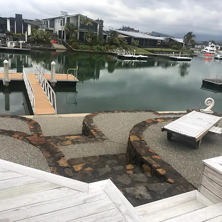 Mermaid Waterways Whitianga Exterior photo
