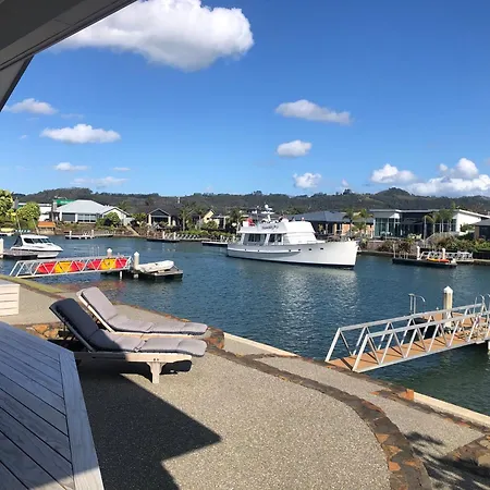 Mermaid Waterways Whitianga Exterior photo
