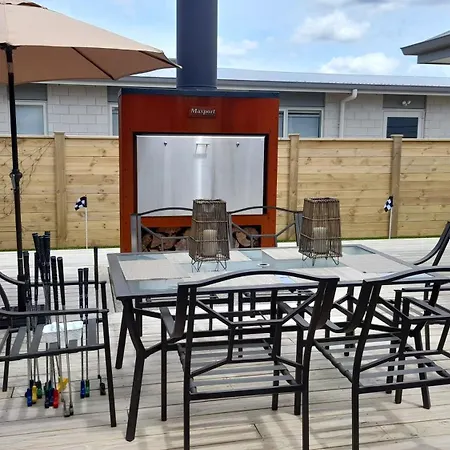 Mermaid Waterways Whitianga Exterior photo