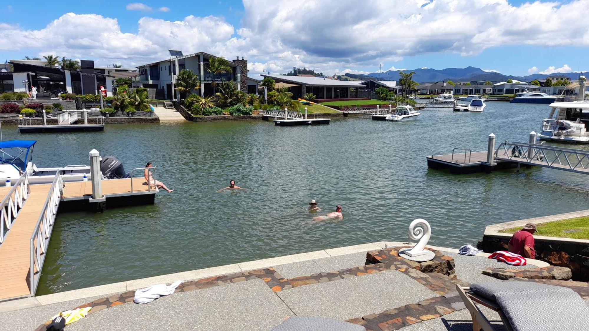 Mermaid Waterways Homestay Whitianga